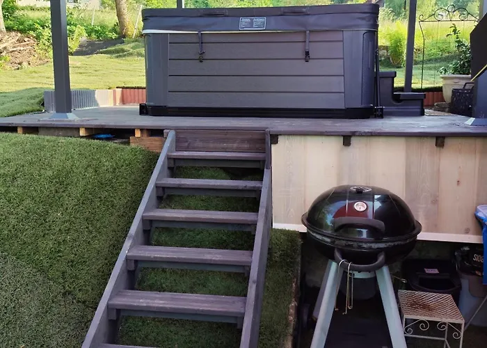 Les Abris De La Hulotte בקתה Anould